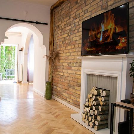 Season One Apartman Σέγκεντ Εξωτερικό φωτογραφία