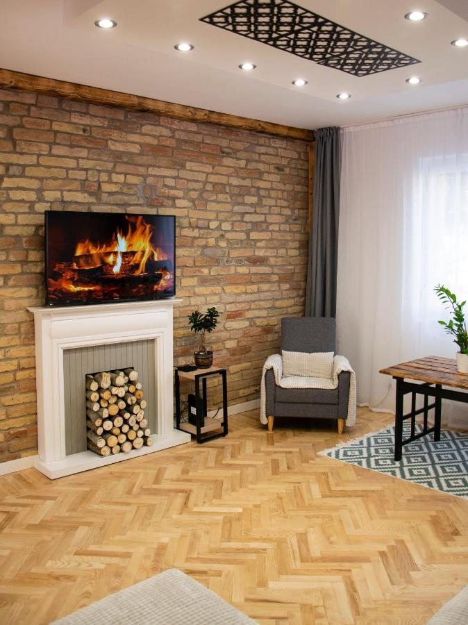 Season One Apartman Σέγκεντ Εξωτερικό φωτογραφία