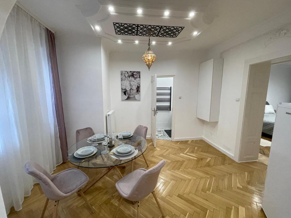 Season One Apartman Σέγκεντ Εξωτερικό φωτογραφία