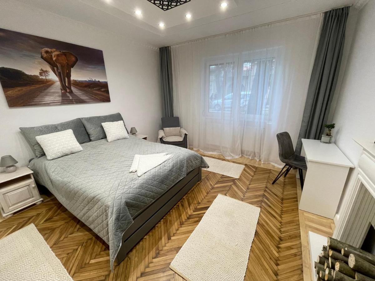 Season One Apartman Σέγκεντ Εξωτερικό φωτογραφία